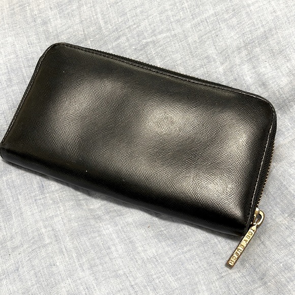 Tory Burch Black Saffiano Leather Long Wallet - Picture 4 of 6